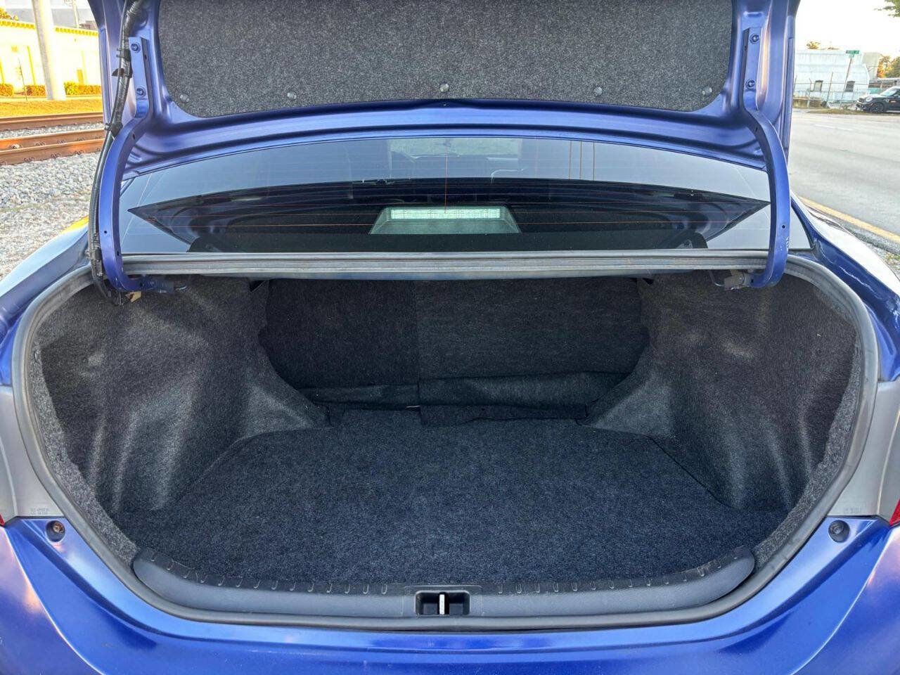 Used 2019 Toyota Corolla SE FWD image 23