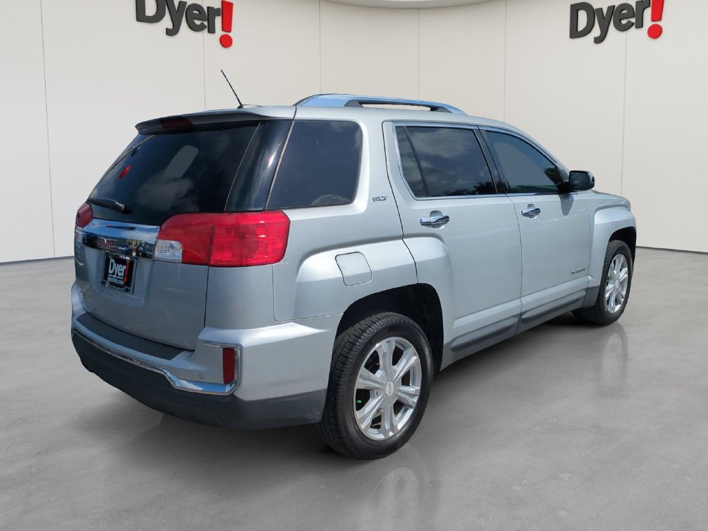 Used 2017 GMC Terrain SLT w/ Driver Alert Package I FWD image 3
