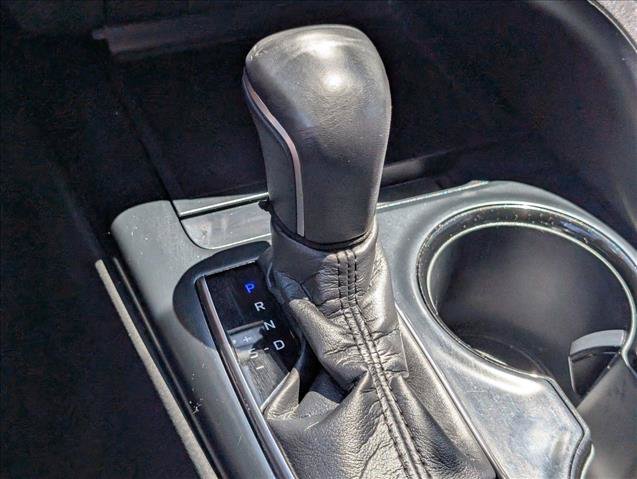 Certified 2020 Toyota Camry SE FWD image 12