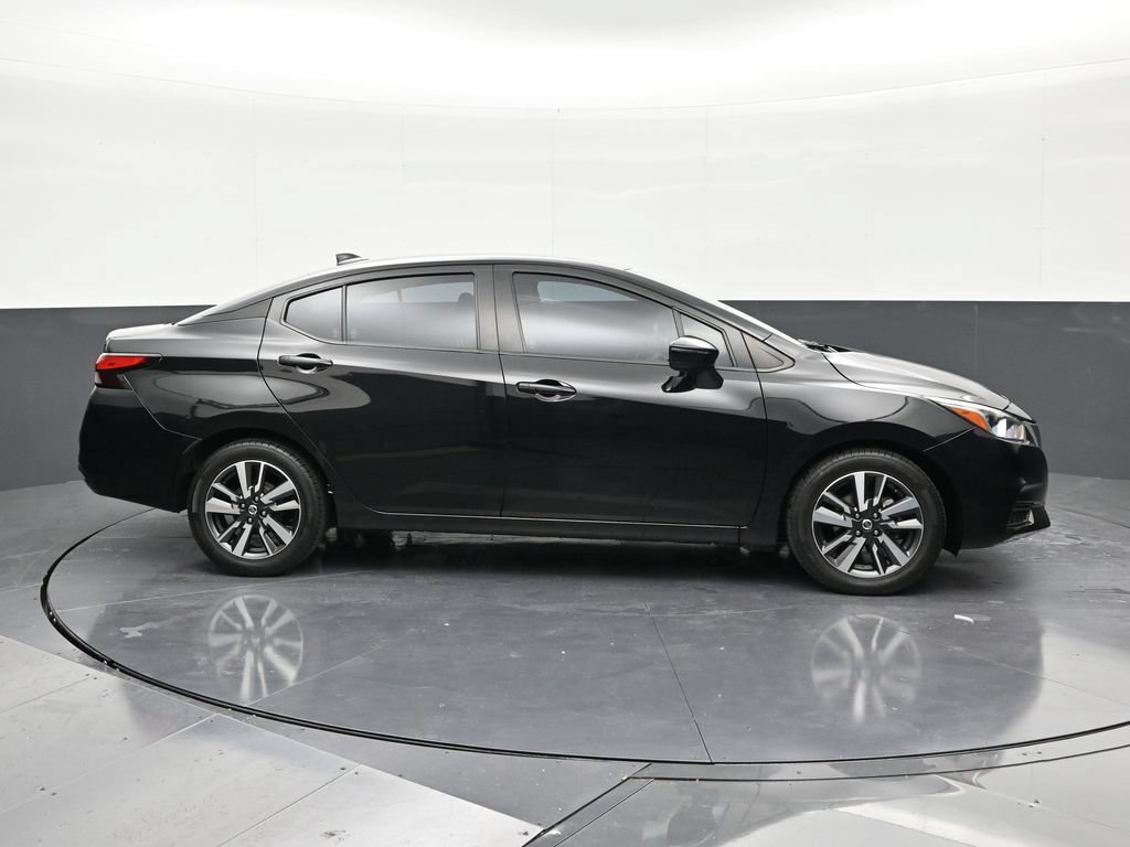 Used 2021 Nissan Versa SV FWD image 6