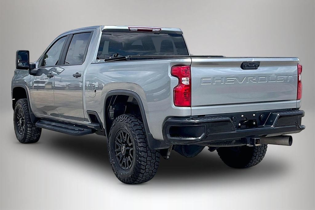 Used 2024 Chevrolet Silverado 2500 Custom w/ Custom Value Package AWD/4WD image 4