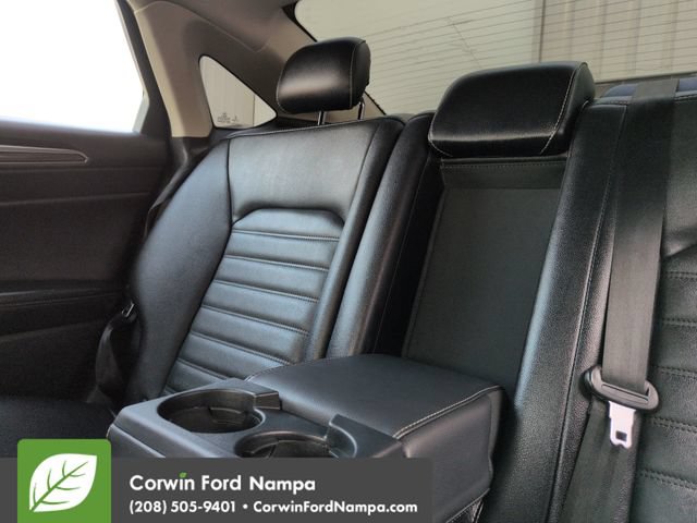 Used 2018 Ford Fusion Energi SE FWD image 26