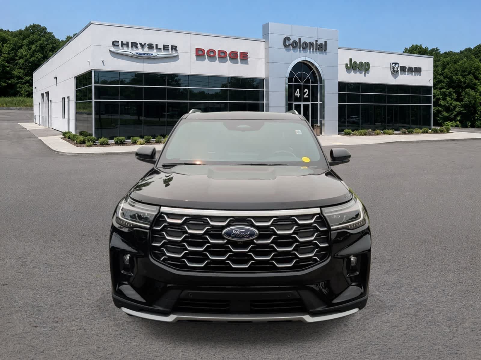 Used 2025 Ford Explorer Platinum AWD/4WD image 9