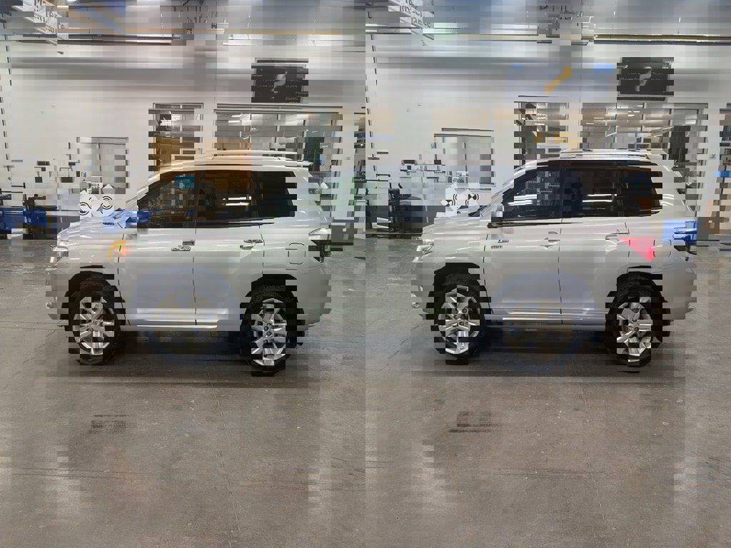 Used 2009 Toyota Highlander Limited image 2