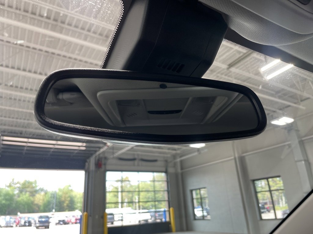 Used 2020 Chevrolet Equinox Premier image 46