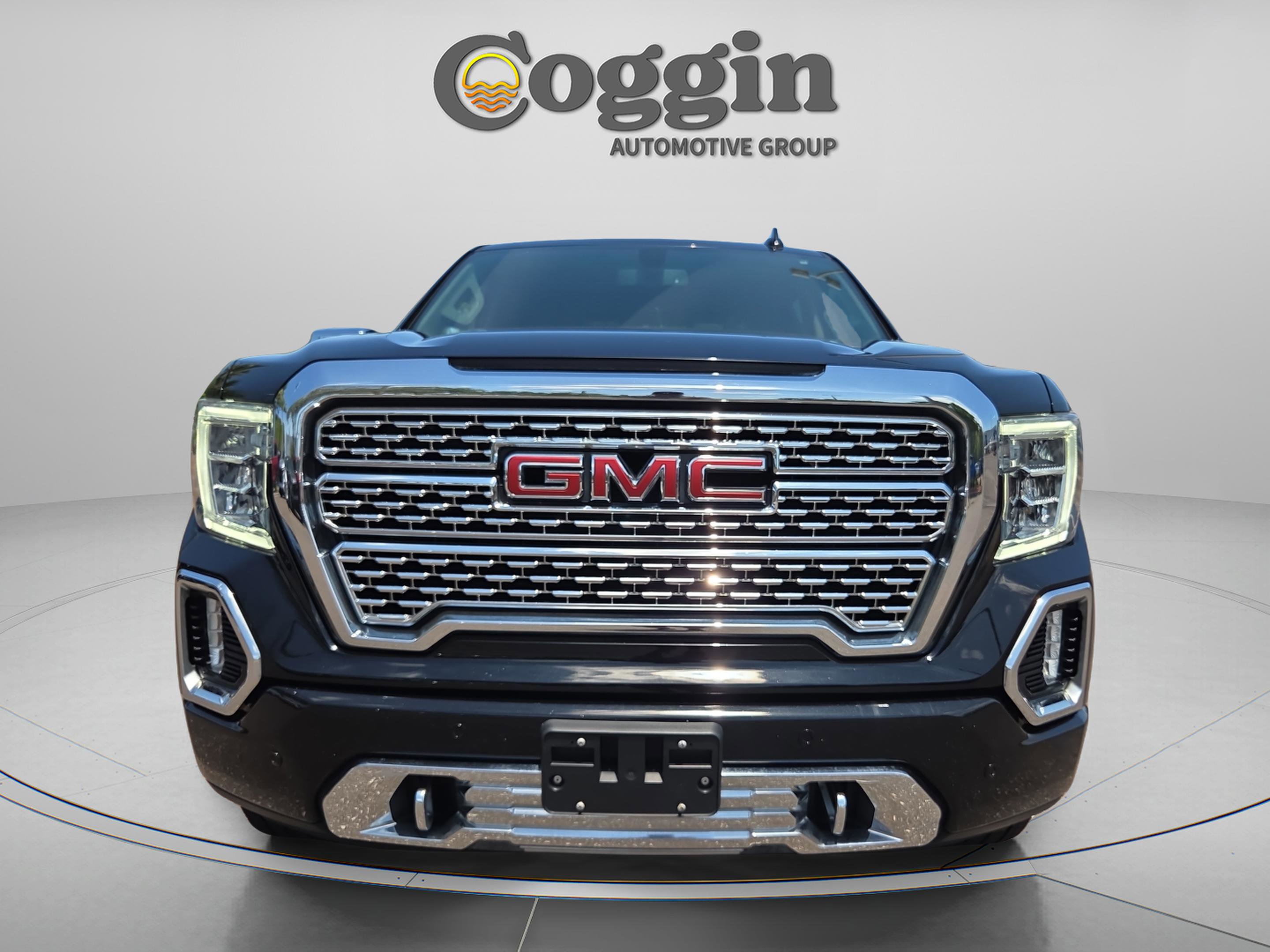 Used 2022 GMC Sierra 1500 Denali w/ Denali Premium Package AWD/4WD image 8