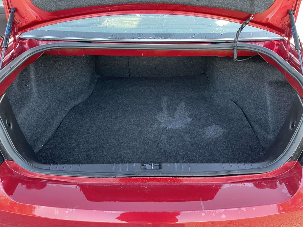 Used 2015 Chevrolet Impala LT w/ LT Sunroof Package image 28