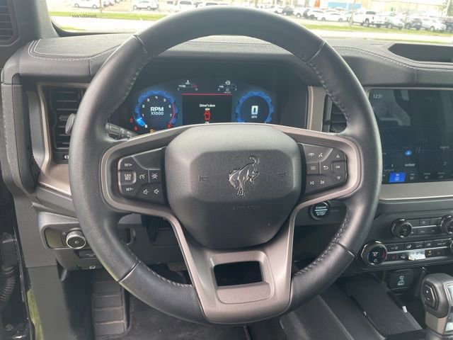 Used 2025 Ford Bronco Outer Banks AWD/4WD image 21