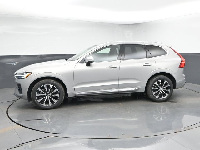 Used 2023 Volvo XC60 B5 Plus w/ Climate Package AWD/4WD image 6