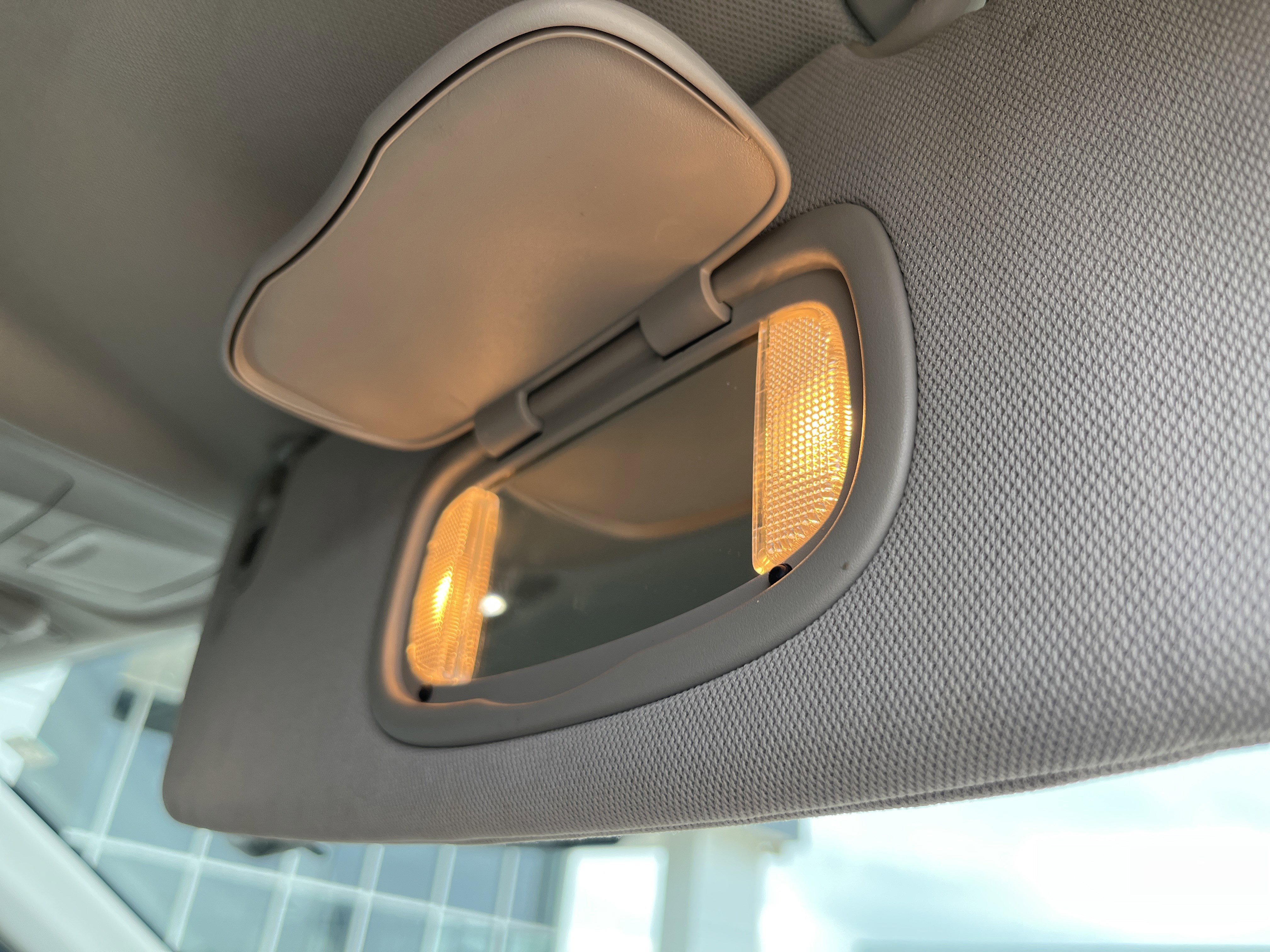 Used 2024 Chrysler Pacifica Touring-L FWD image 23