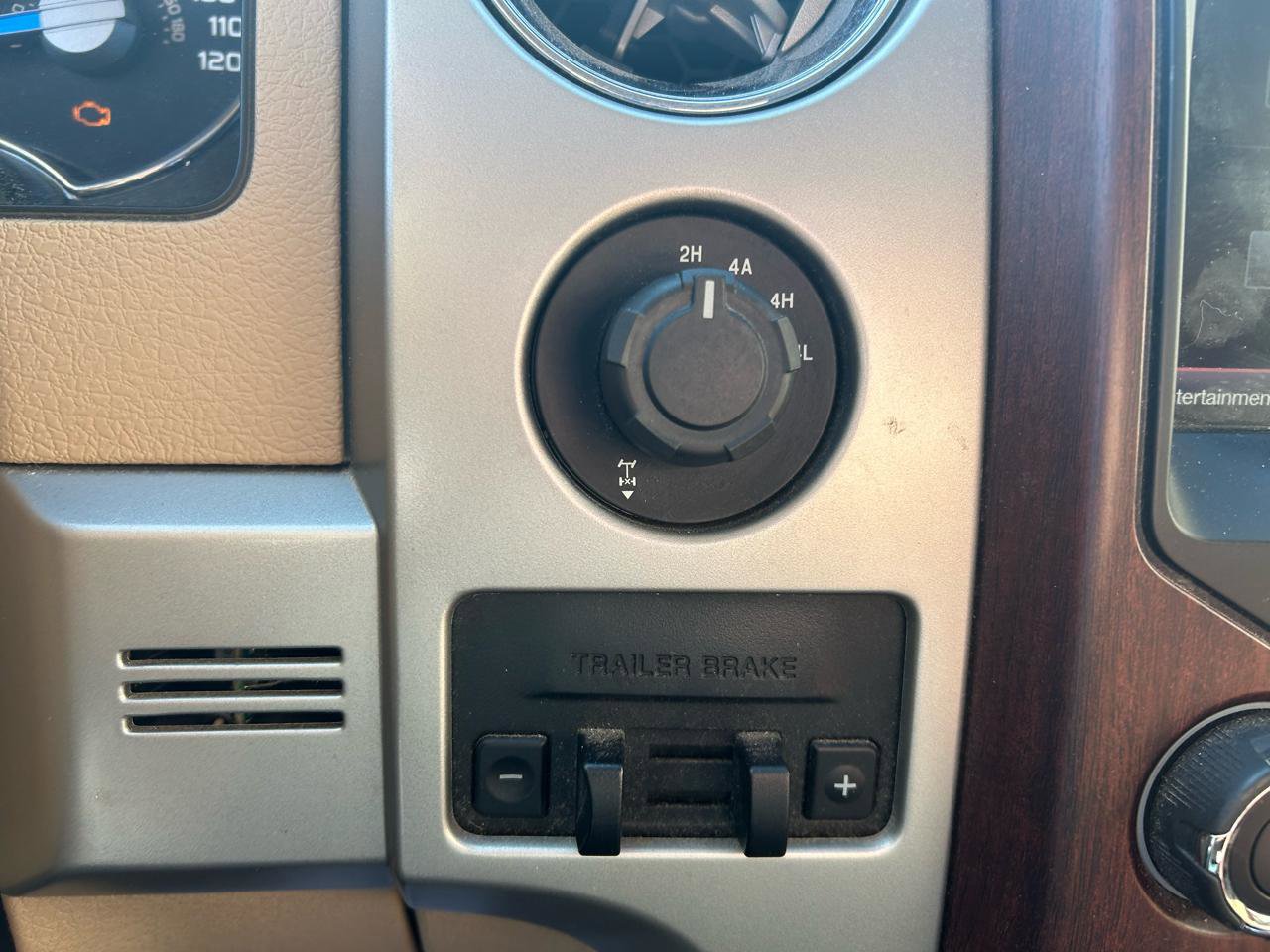 Used 2014 Ford F150 King Ranch w/ King Ranch Luxury Package image 25