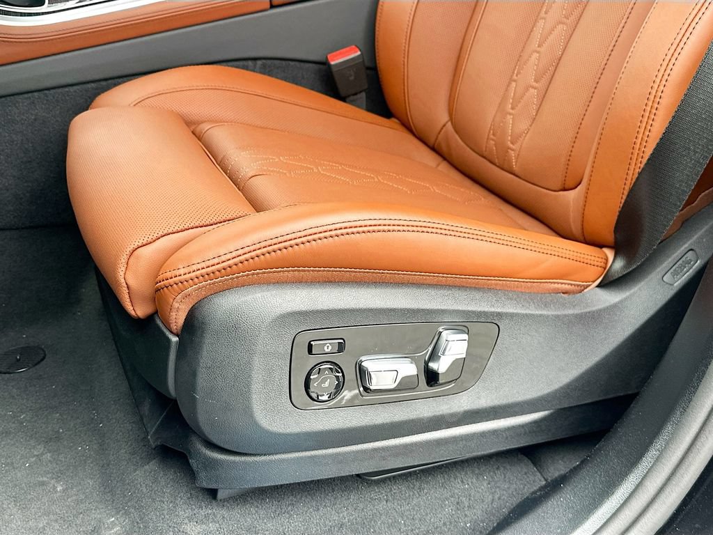 New 2026 BMW X5 M60i AWD/4WD image 20