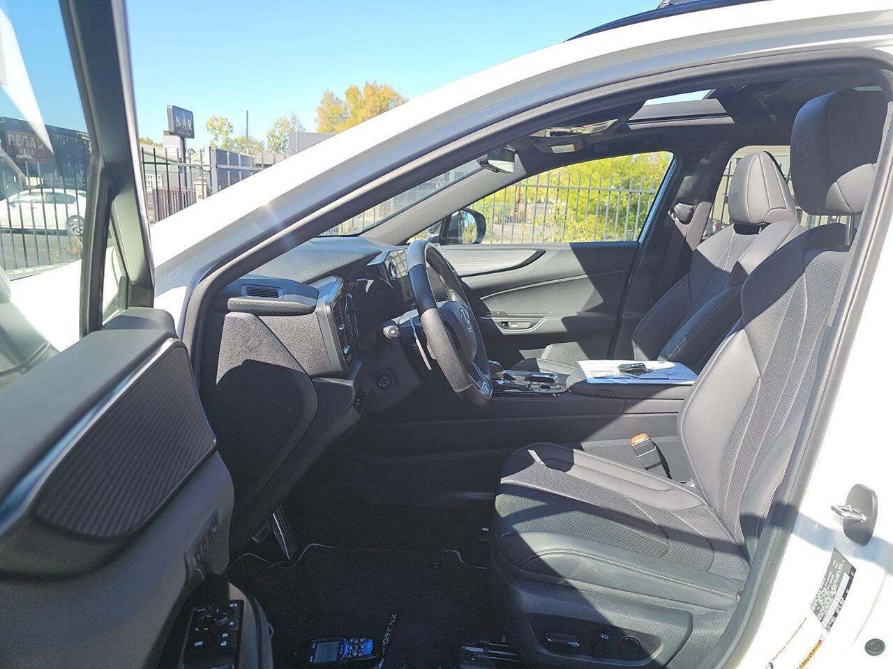 Used 2026 Lexus NX 450h+ F Sport AWD/4WD image 17