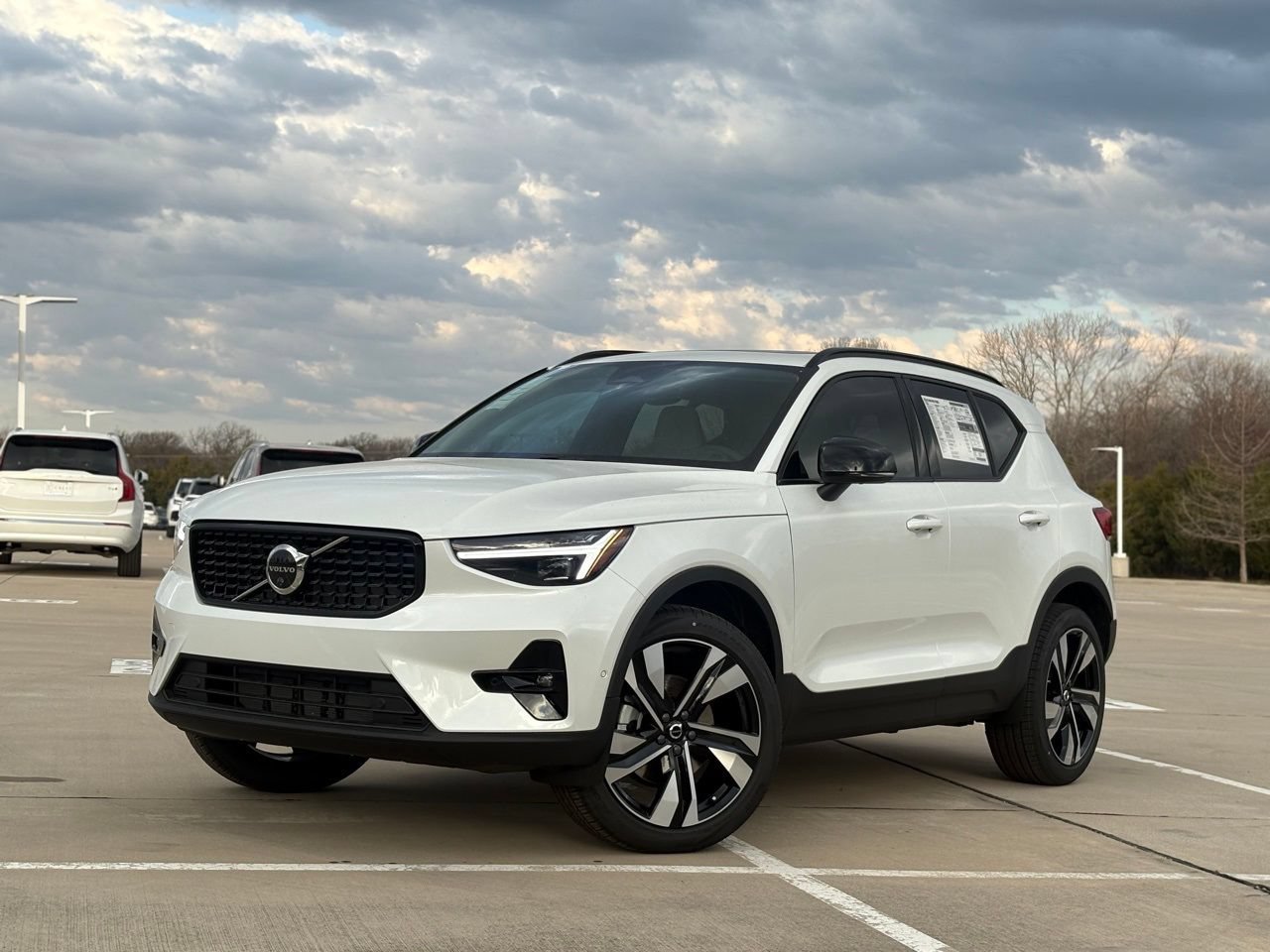 New 2026 Volvo XC40 B5 Ultra w/ Protection Package Premier AWD/4WD image 2