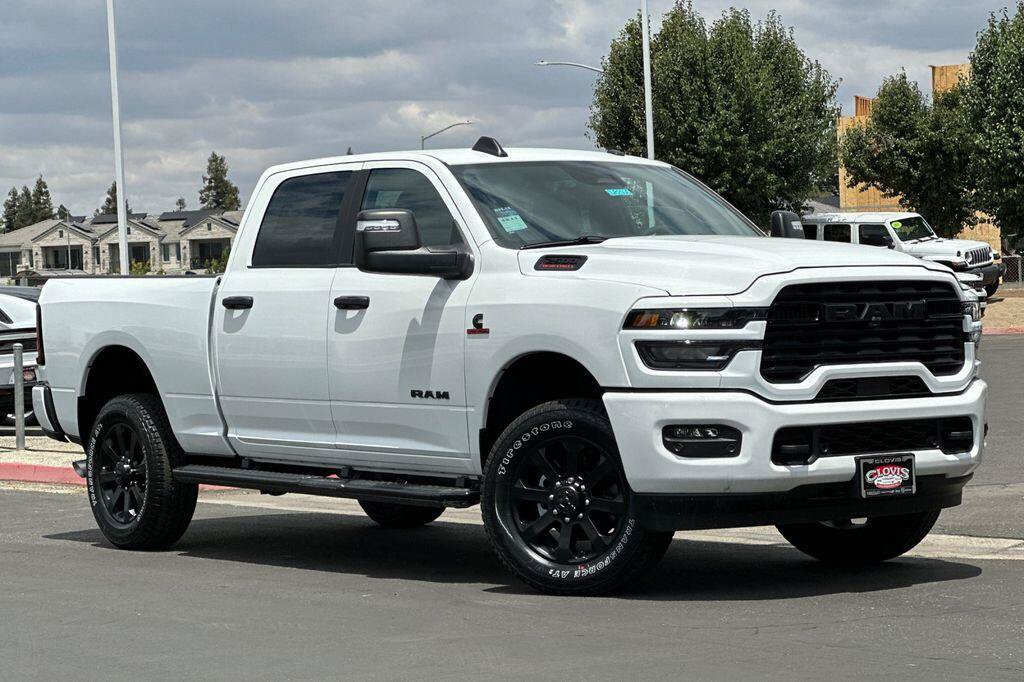 New 2026 RAM 2500 Big Horn AWD/4WD image 2