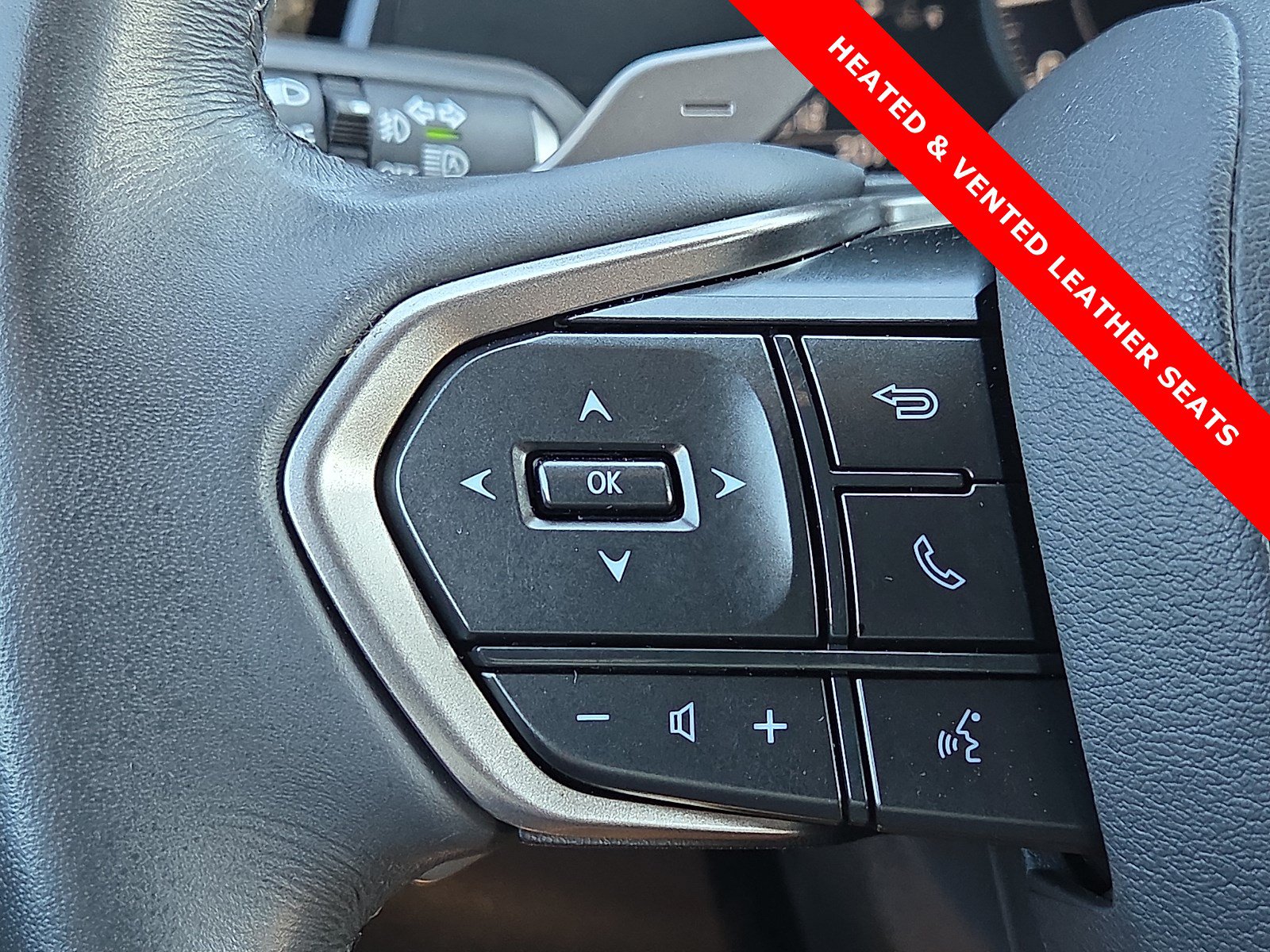 Used 2023 Lexus RX 350 Premium w/ Accessory Package (Z1) AWD/4WD image 21