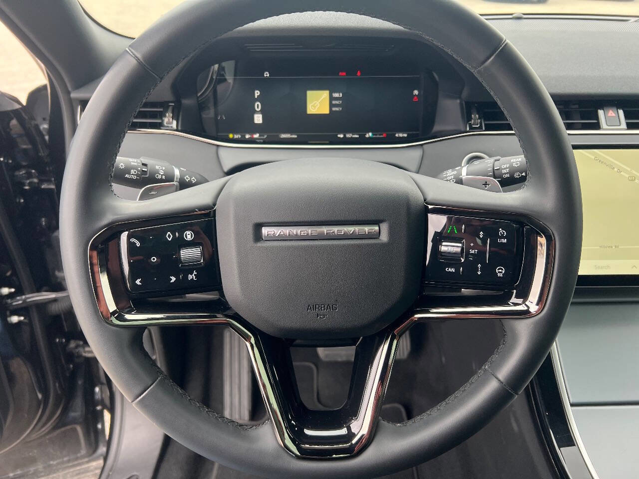 Used 2024 Land Rover Range Rover Evoque S image 8