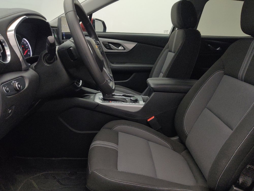 Used 2024 Chevrolet Blazer LT w/ Convenience Package FWD image 17