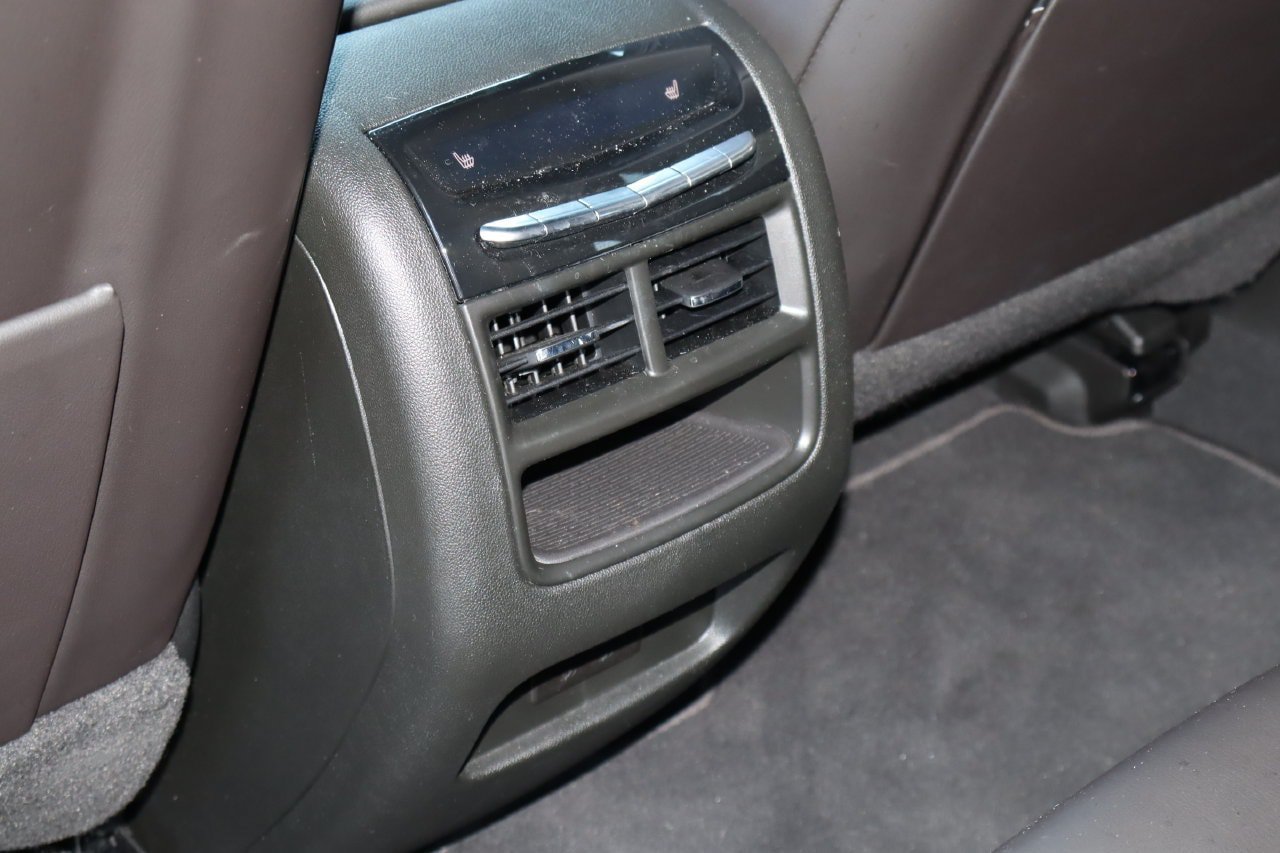 Used 2025 Cadillac XT5 Premium Luxury FWD image 20