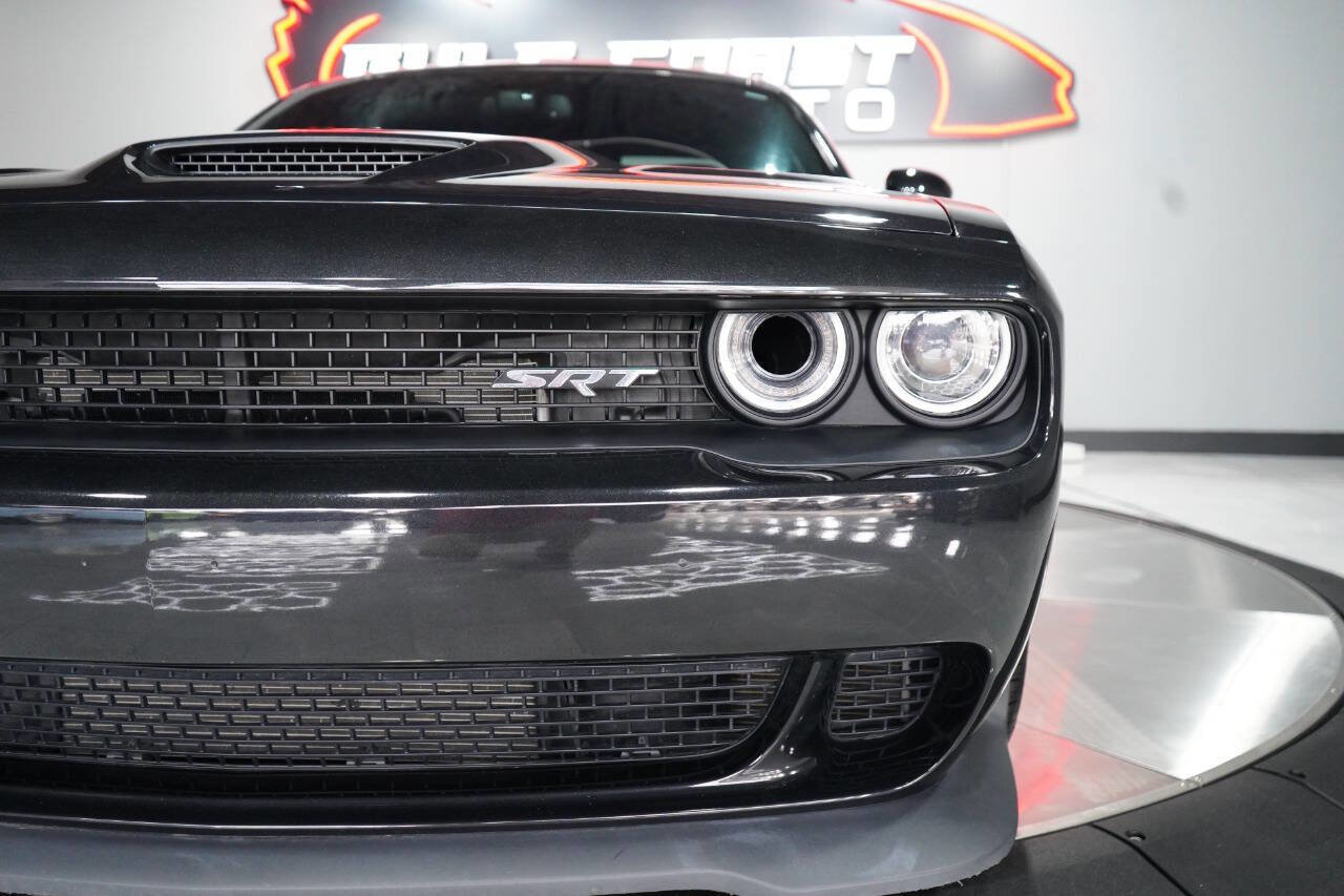 Used 2015 Dodge Challenger SRT Hellcat image 23