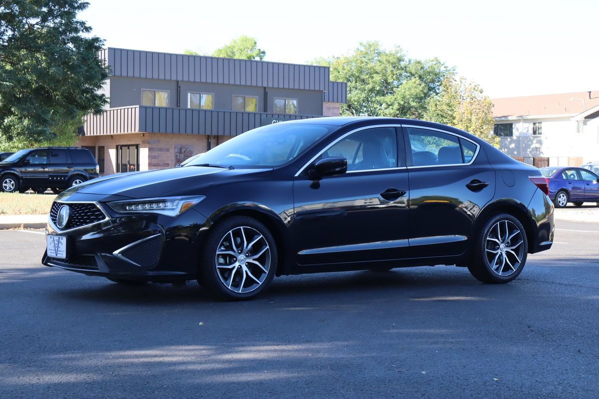 Used 2020 Acura ILX w/ Premium Package FWD image 11