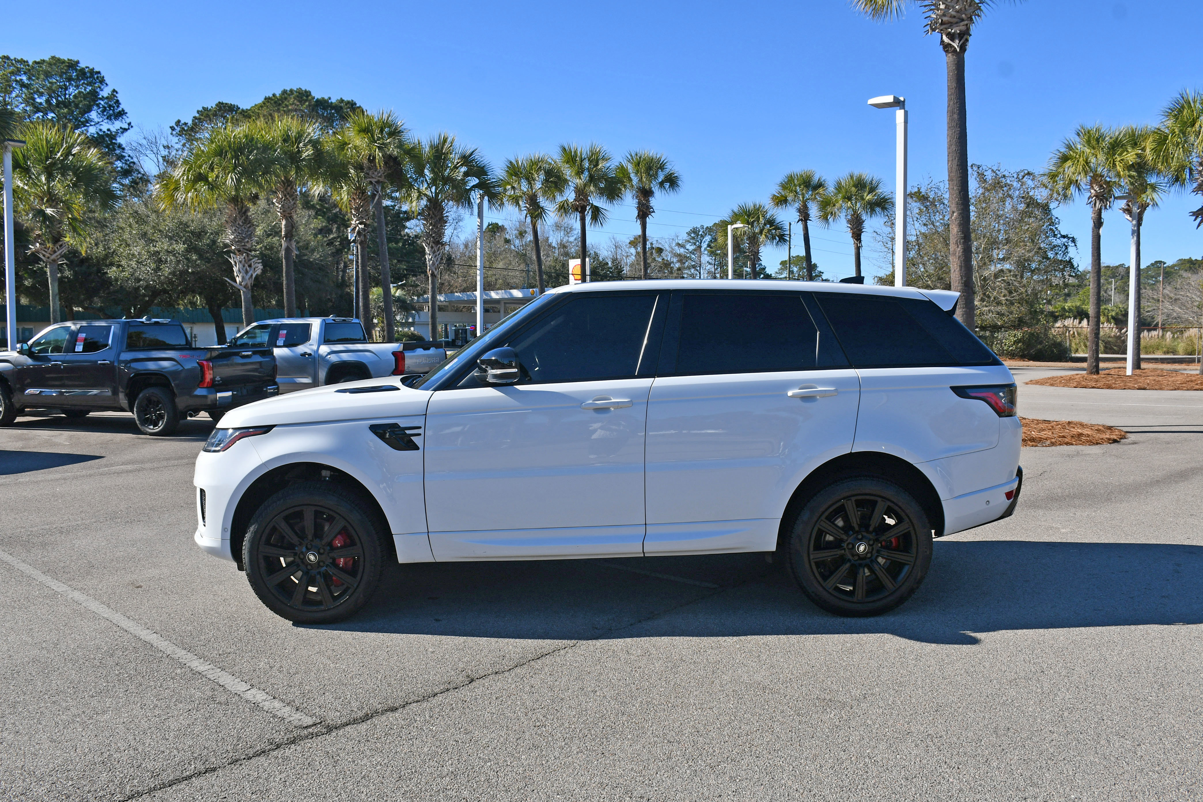 Used 2018 Land Rover Range Rover Sport Supercharged image 5