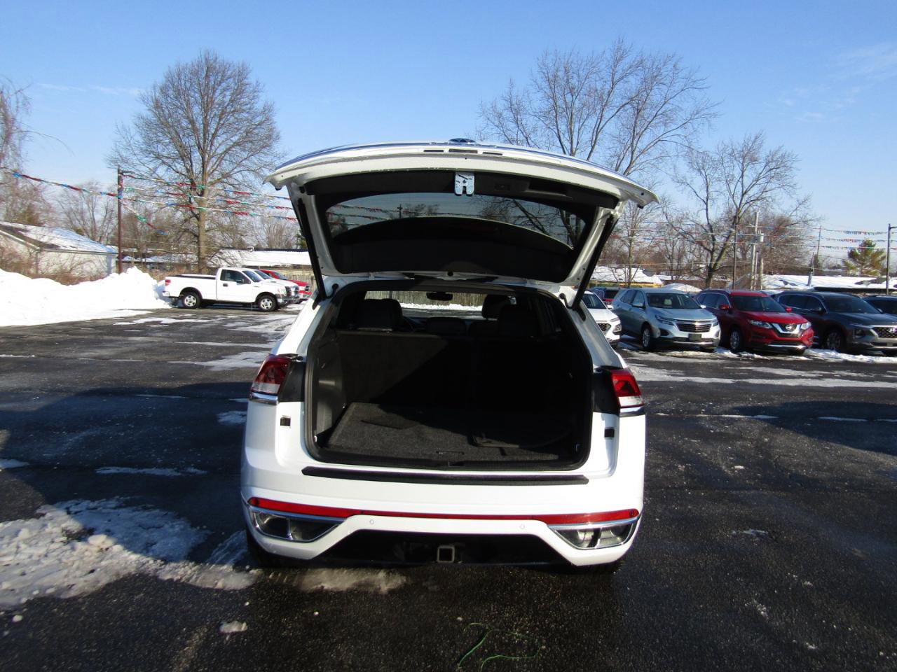 Used 2021 Volkswagen Atlas Cross Sport SEL Premium R-Line image 23