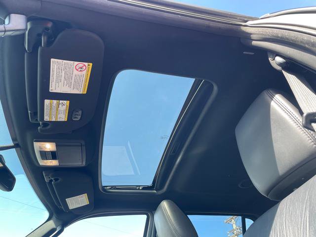 Used 2016 Lincoln Navigator Select image 16