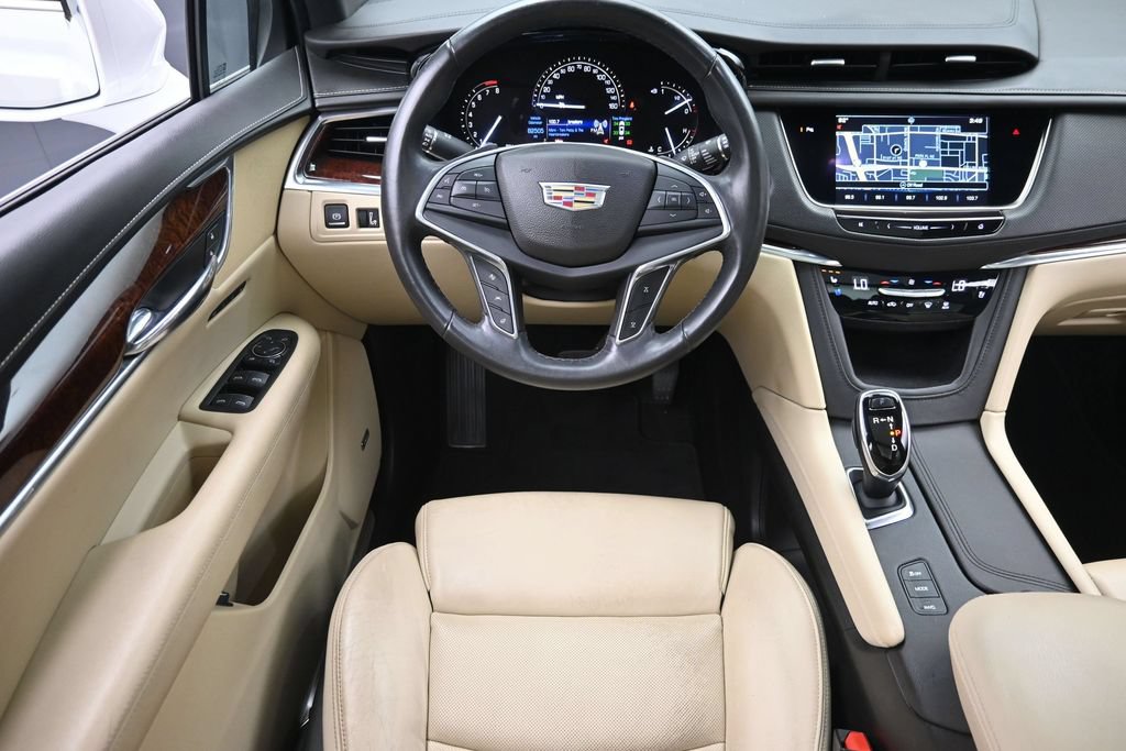 Used 2017 Cadillac XT5 Premium Luxury AWD/4WD image 14