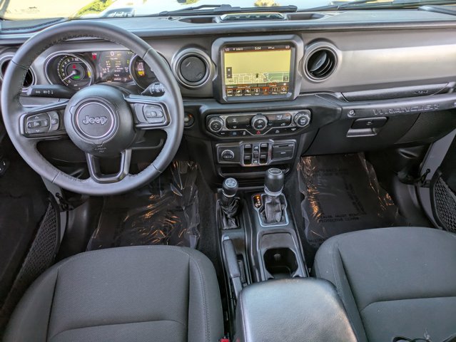 Used 2023 Jeep Wrangler Unlimited w/ Sun & Screen Package image 16