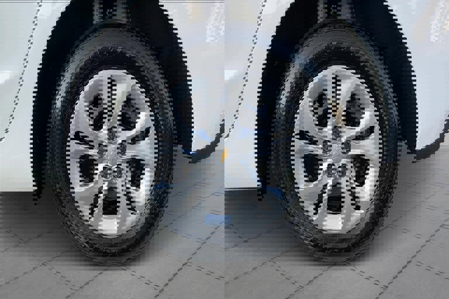 Used 2019 Chevrolet Cruze LS w/ LS Fleet Convenience Package image 10