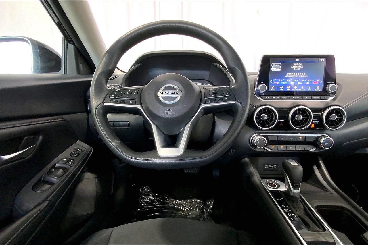 Used 2023 Nissan Sentra SV FWD image 4