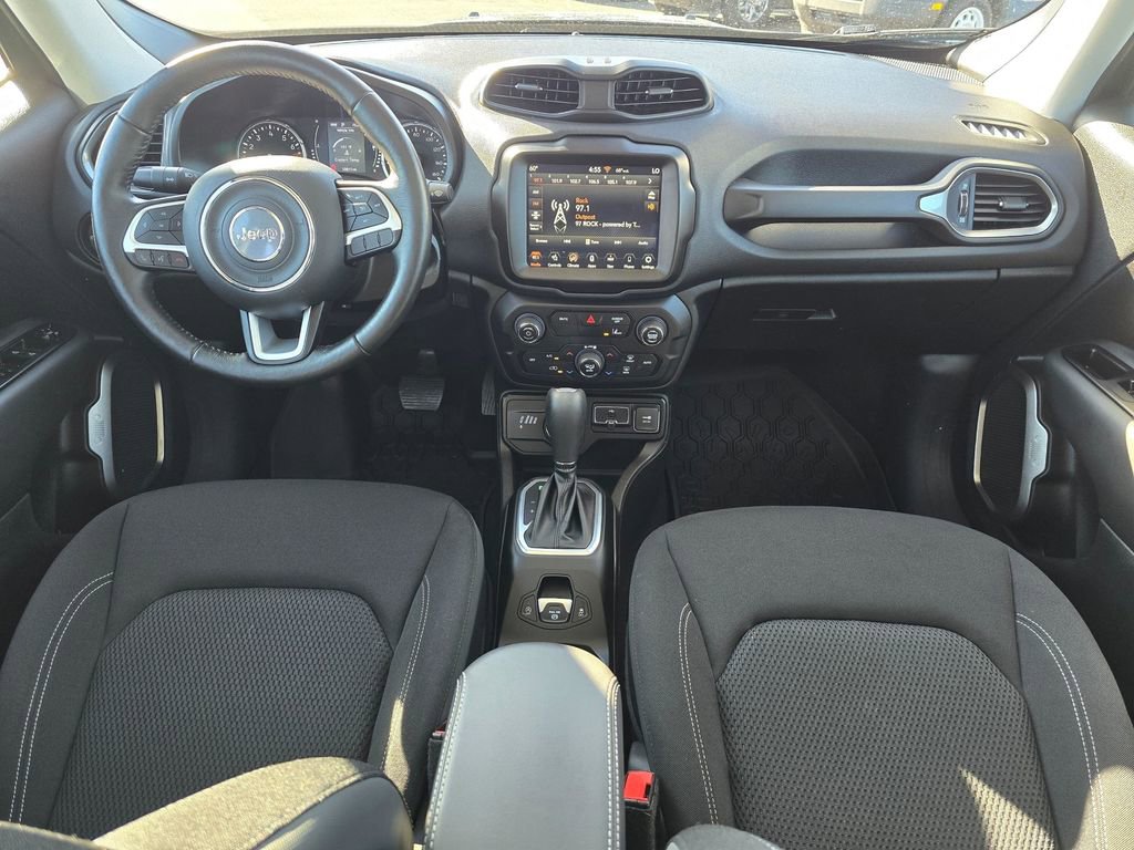 Used 2023 Jeep Renegade Latitude w/ Sun/Sound Group AWD/4WD image 11