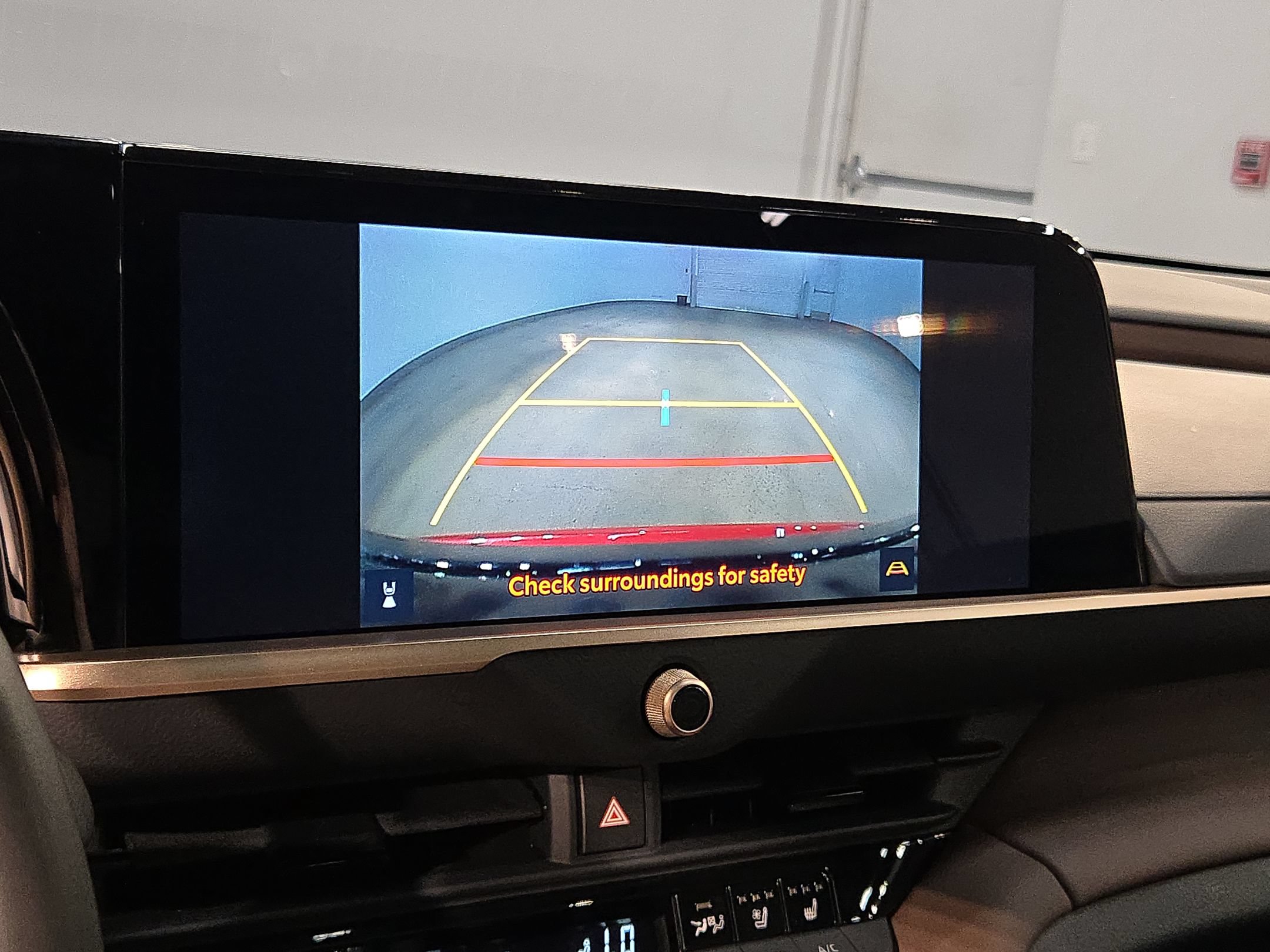 Certified 2024 Toyota Crown AWD/4WD image 32