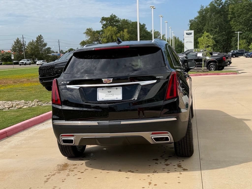 New 2026 Cadillac XT5 Premium Luxury w/ LPO, Floor Liner Package FWD image 5