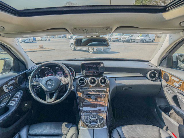 Used 2018 Mercedes-Benz C 300 4MATIC Sedan w/ Premium Package image 7