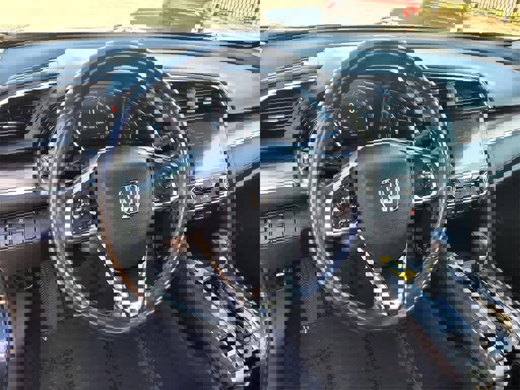 Used 2020 Honda Civic EX image 9