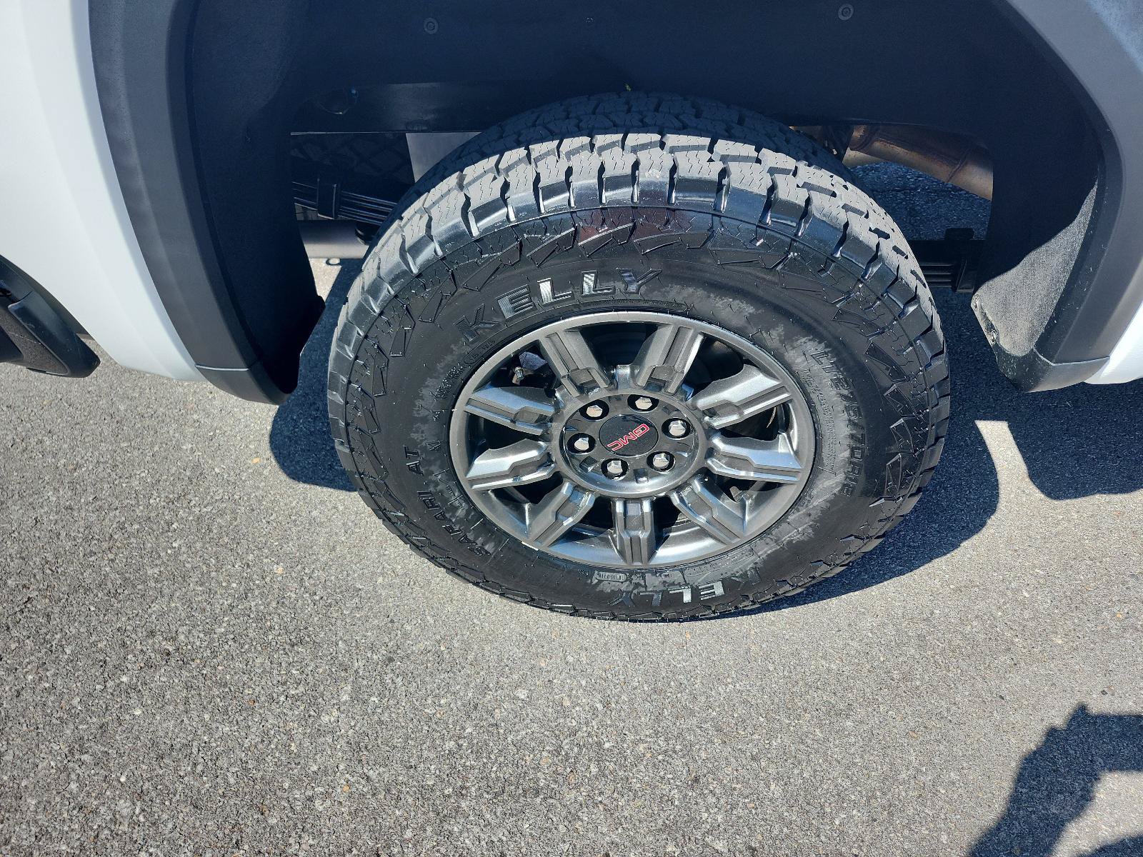 Certified 2025 GMC Sierra 1500 AT4X AWD/4WD image 6