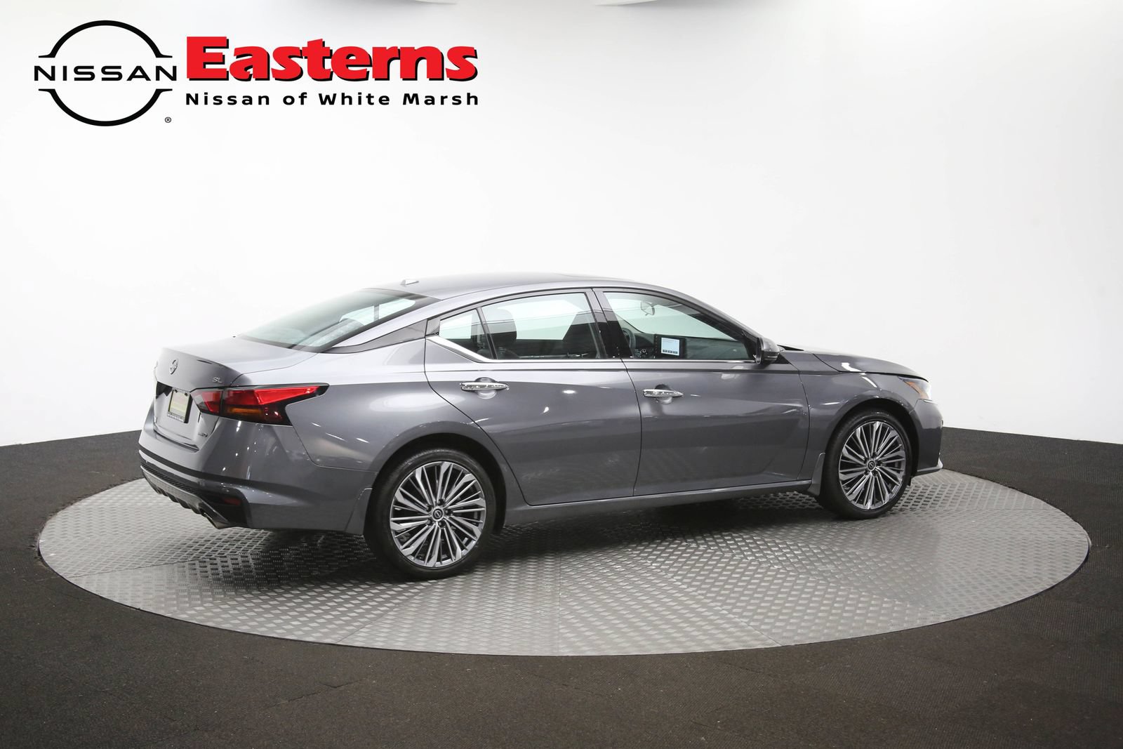 Used 2024 Nissan Altima 2.5 SL AWD/4WD image 42