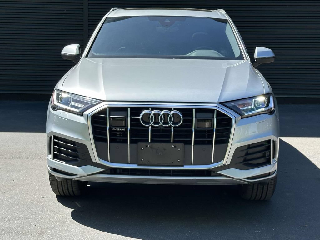 Used 2023 Audi Q7 2.0T Premium w/ Convenience Package AWD/4WD image 8