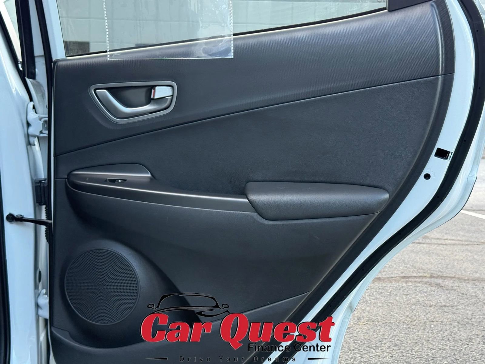 Used 2021 Hyundai Kona Limited image 16