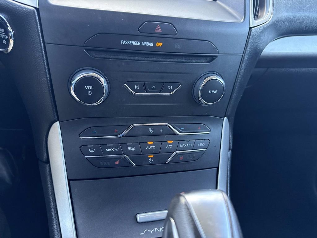 Used 2016 Ford Edge SEL w/ Canadian Touring Package AWD/4WD image 25