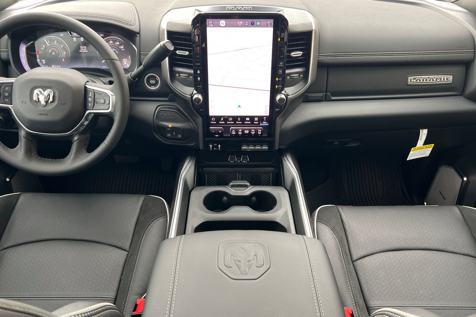 New 2026 RAM 3500 Laramie AWD/4WD image 4