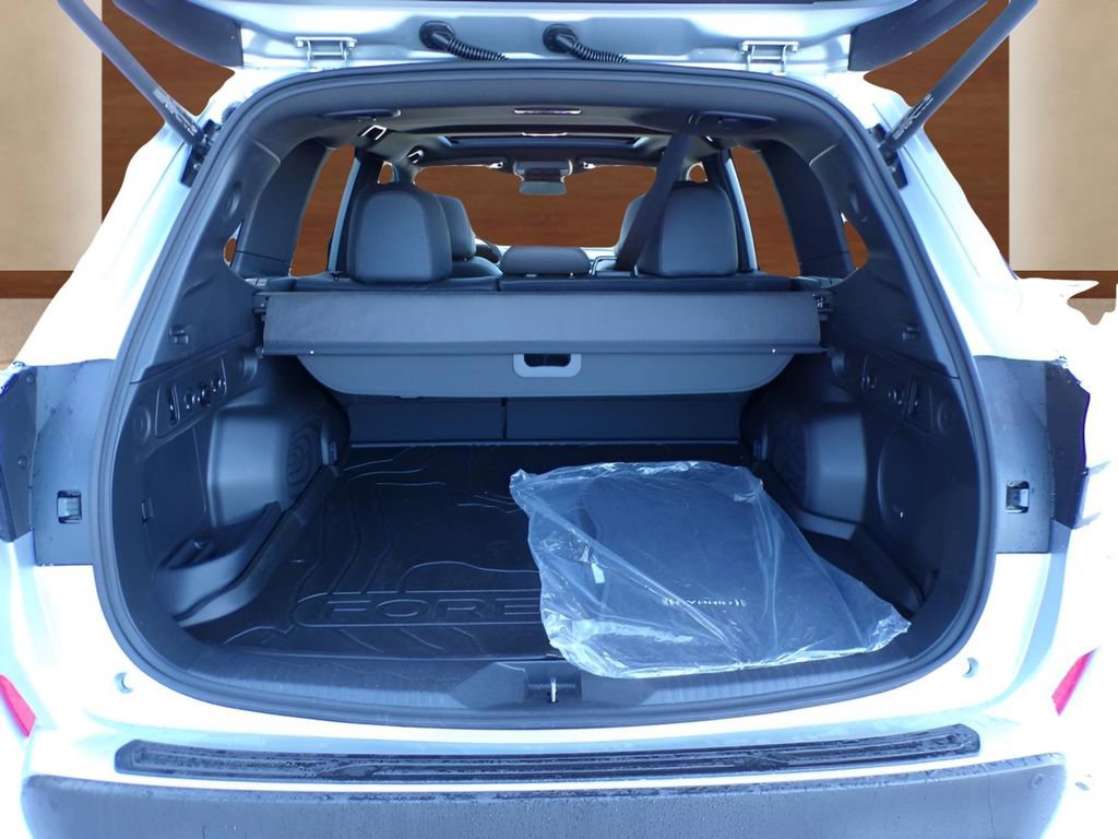 Certified 2025 Subaru Forester Limited image 12