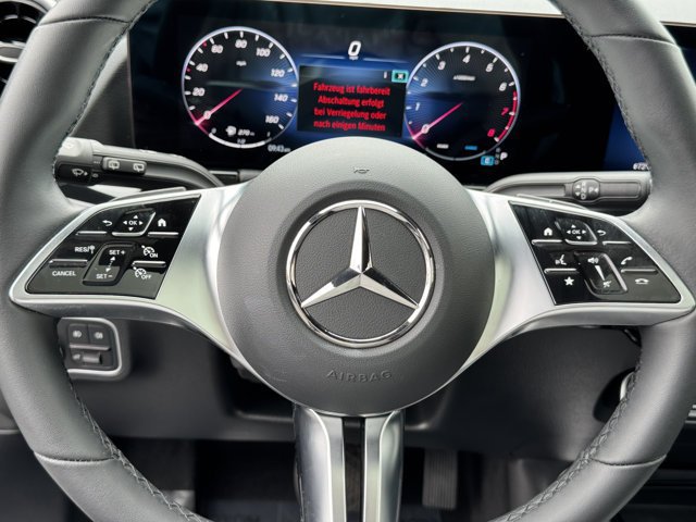 Used 2026 Mercedes-Benz GLA 250 4MATIC image 24
