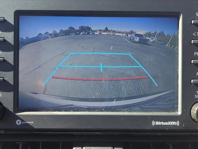 Used 2022 Toyota RAV4 XLE w/ Convenience Package image 12