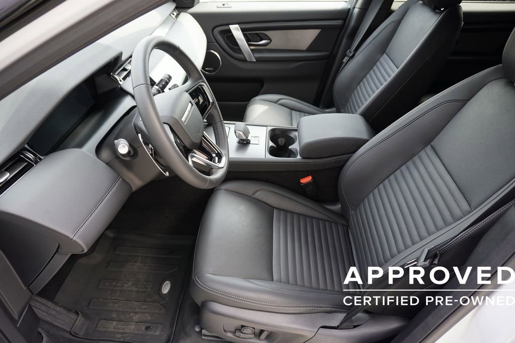 Used 2025 Land Rover Discovery Sport Dynamic SE image 19