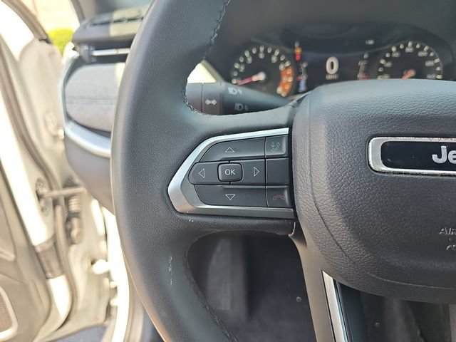 Used 2024 Jeep Compass Latitude AWD/4WD image 13