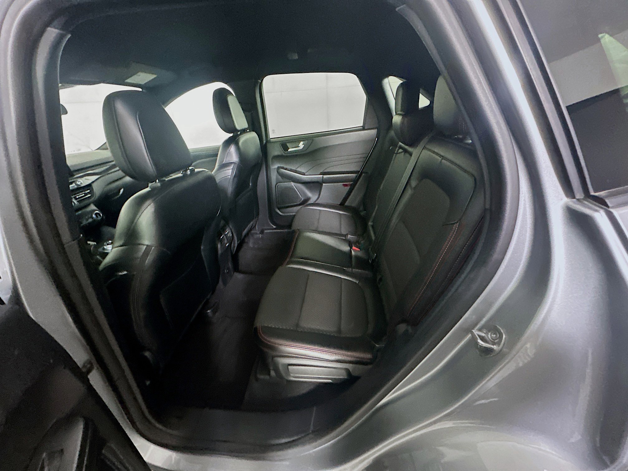 Used 2024 Ford Escape ST-Line image 26