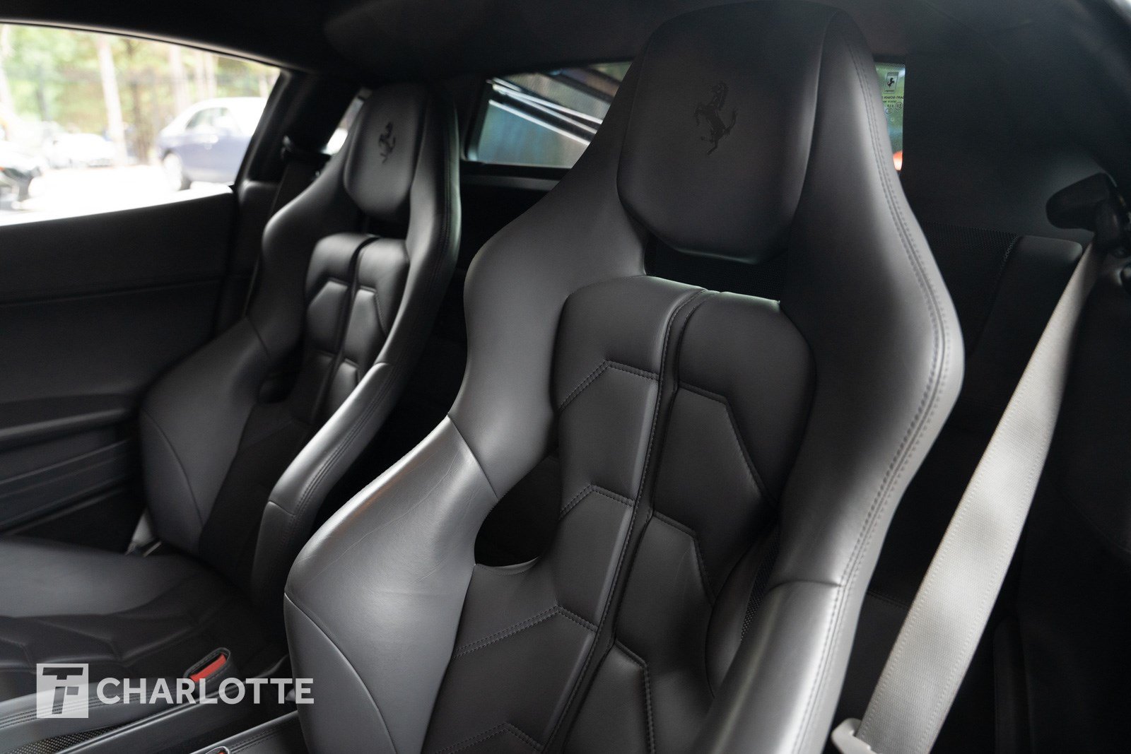 Used 2011 Ferrari 458 Italia Coupe RWD image 21